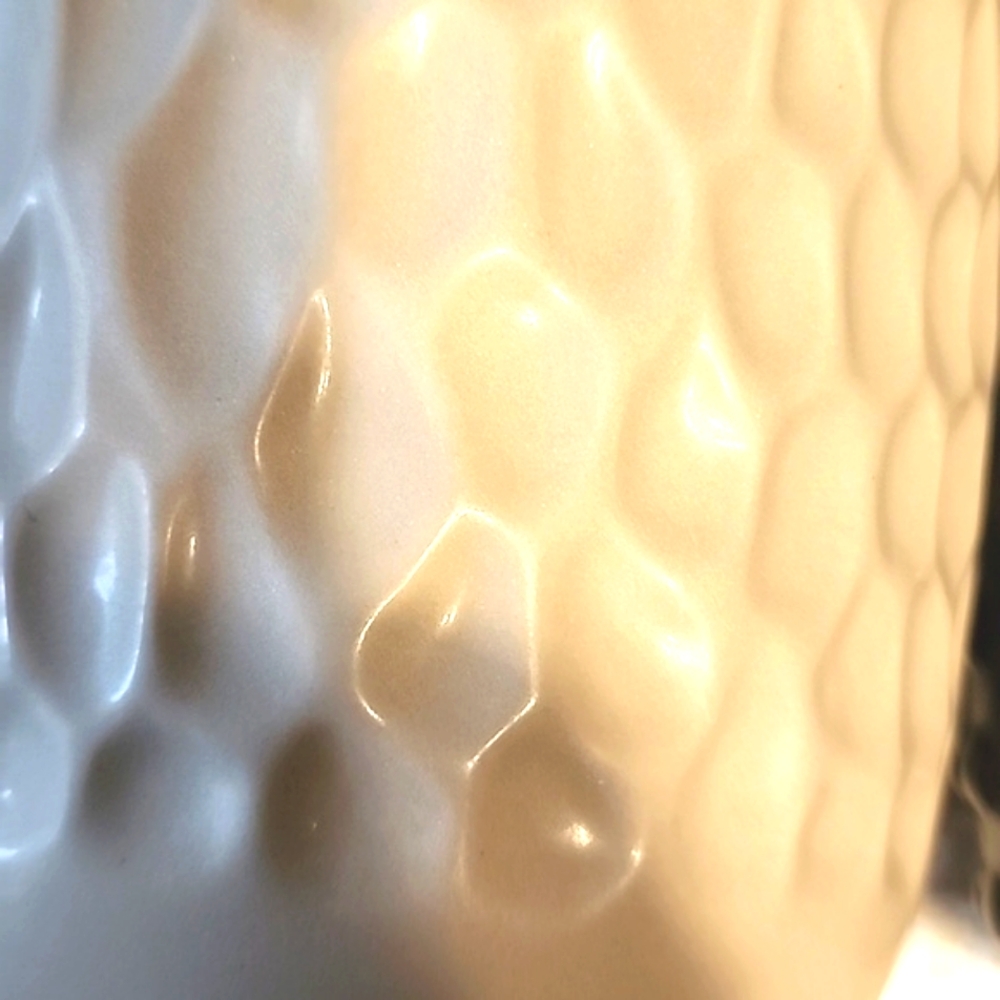 TWO vases - Picture 4 of 8